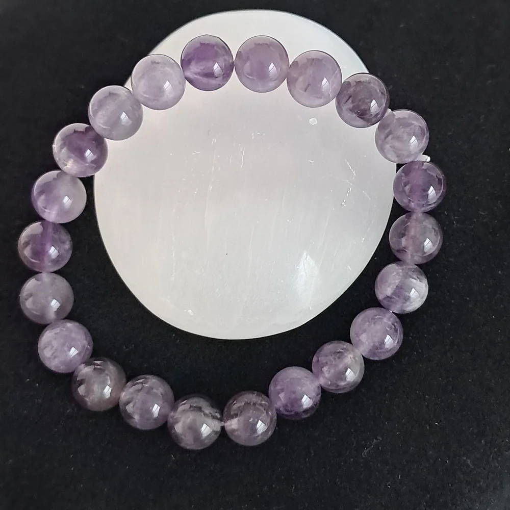 Amethyst Natural Crystal Stone Stretchy Bracelet. 8MM Bead Size.‎